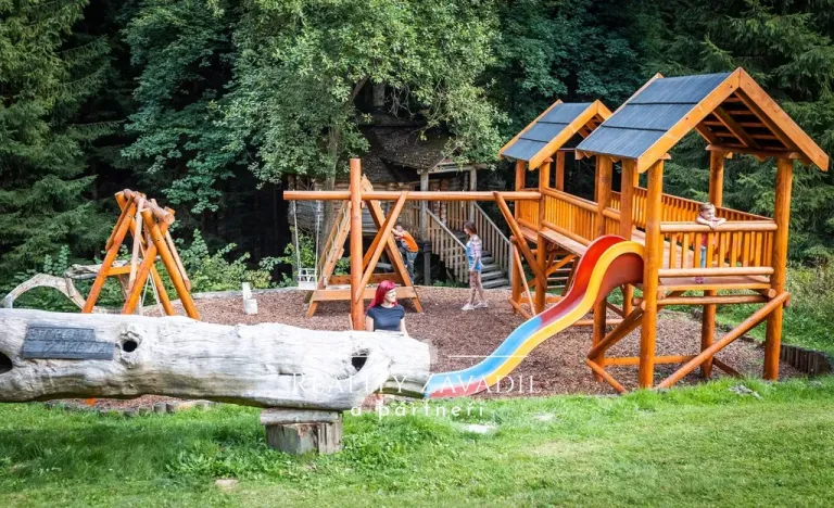 Prodej apartmánu, Klokočov, Slovensko, 866 m2