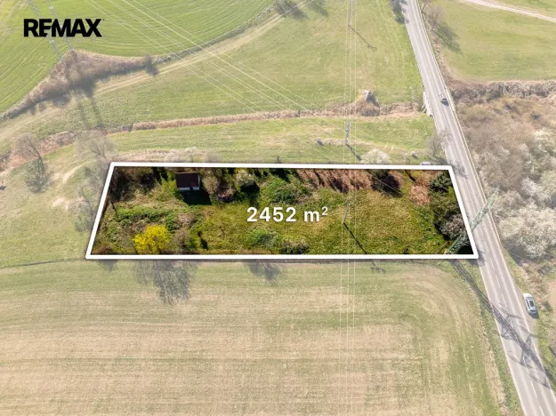 Prodej komerčního pozemku, Dolní Břežany, 2452 m2