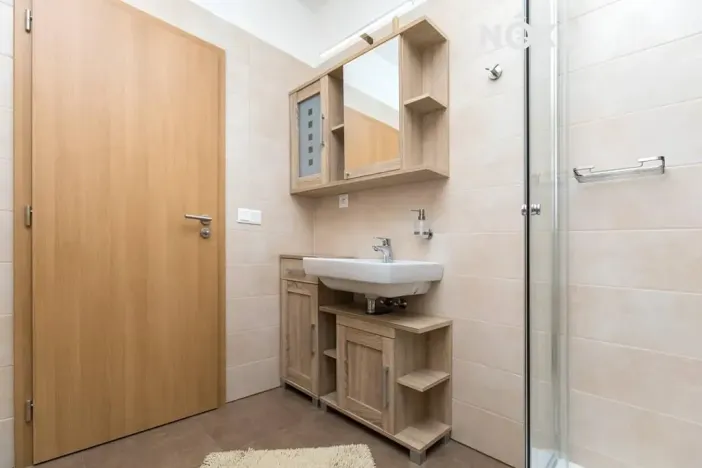 Pronájem bytu 2+kk, Pardubice, Boženy Vikové-Kunětické, 67 m2