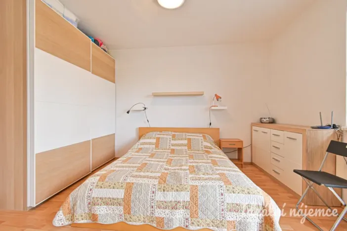 Pronájem bytu 1+kk, Brno, Francouzská, 30 m2