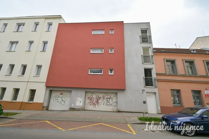 Pronájem bytu 1+kk, Brno, Francouzská, 30 m2
