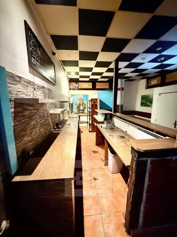 Pronájem obchodního prostoru, Neratovice, Mládežnická, 150 m2