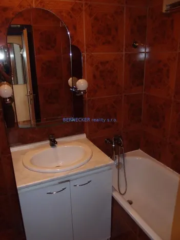 Pronájem bytu 1+1, Hradec Králové, Na Rozhraní, 34 m2