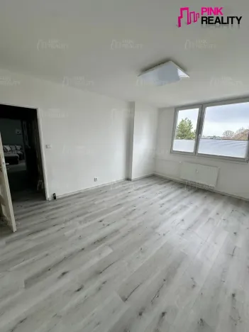 Pronájem bytu 3+1, Hradec Králové - Slezské Předměstí, Bratří Štefanů, 73 m2