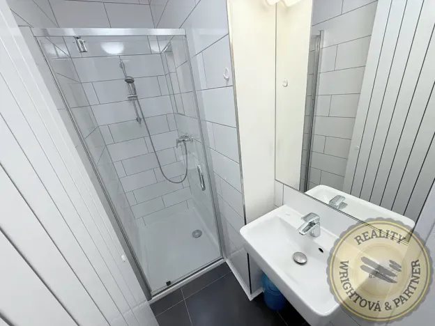 Prodej bytu 1+kk, Praha - Libeň, Zenklova, 29 m2