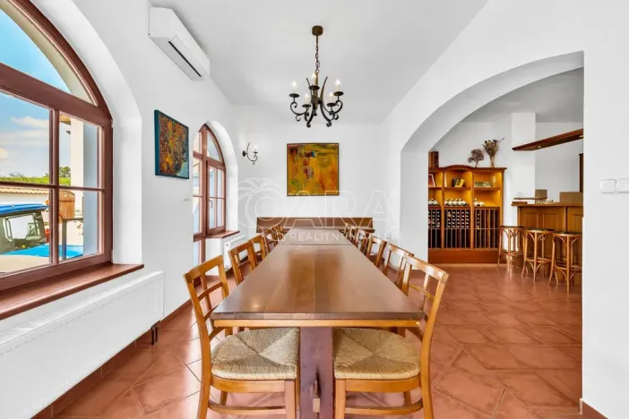 Prodej ubytování, Mikulov, Gagarinova, 712 m2