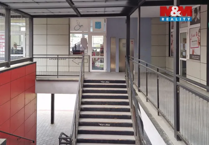 Pronájem obchodního prostoru, Ostrava, Dr. Martínka, 27 m2