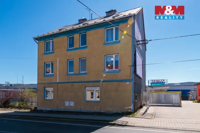 Prodej bytu 1+1, Karlovy Vary - Dvory, Chebská, 53 m2