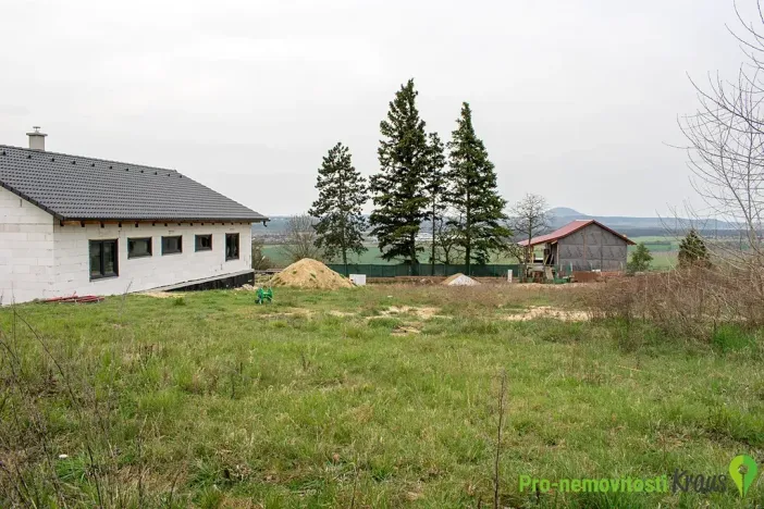 Prodej pozemku pro bydlení, Hoštka, 1297 m2