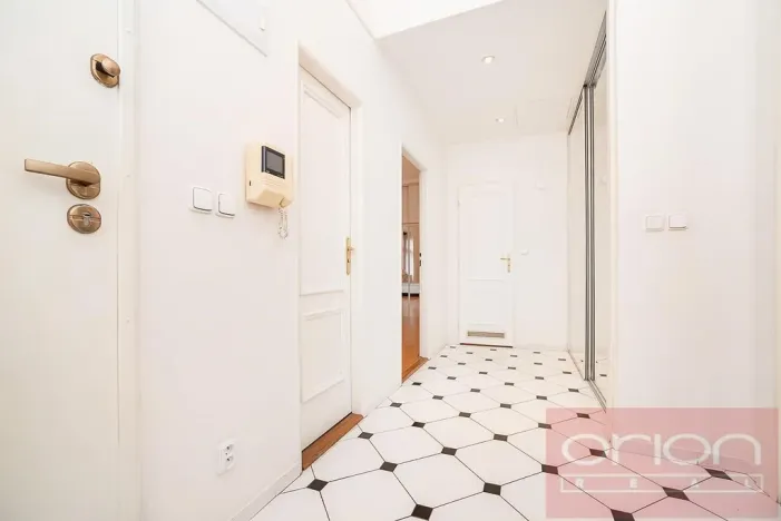 Pronájem bytu 3+kk, Praha - Vinohrady, Italská, 128 m2