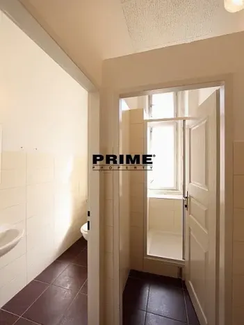 Pronájem kanceláře, Praha - Nové Město, Lazarská, 110 m2