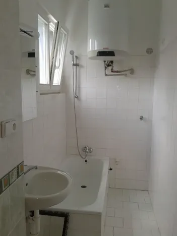 Pronájem bytu 1+1, Praha - Břevnov, Nad Kajetánkou, 40 m2