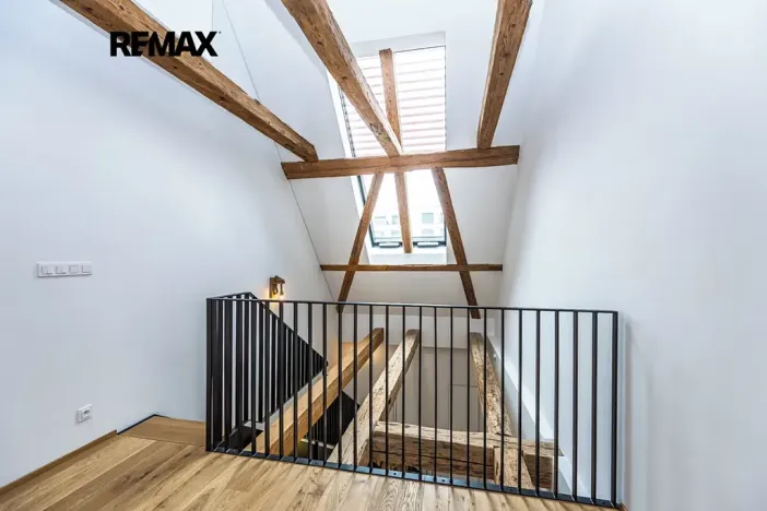 Pronájem bytu 2+kk, Praha - Nusle, Vrtbova, 42 m2