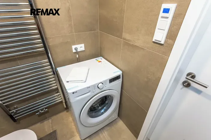 Pronájem bytu 2+kk, Praha - Nusle, Vrtbova, 42 m2