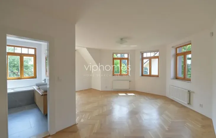 Pronájem vily, Praha - Nebušice, 250 m2