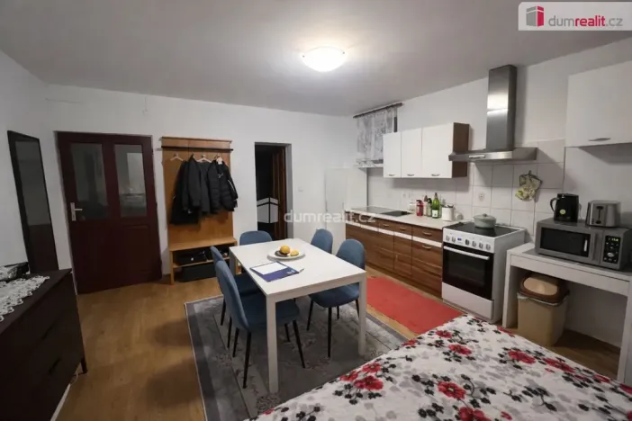 Pronájem bytu 3+kk, Praha - Kobylisy, Zenklova, 55 m2