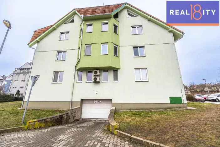 Prodej bytu 4+kk, Praha, Semilská, 139 m2