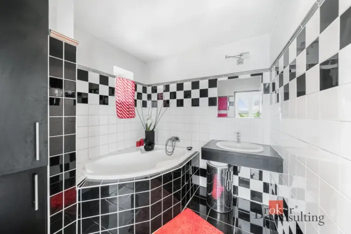 Prodej rodinného domu, Dolany, 198 m2