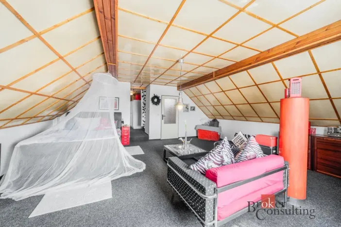 Prodej rodinného domu, Dolany, 198 m2