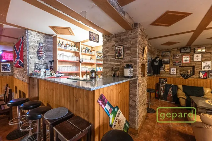 Prodej restaurace, Středokluky, Školská, 568 m2