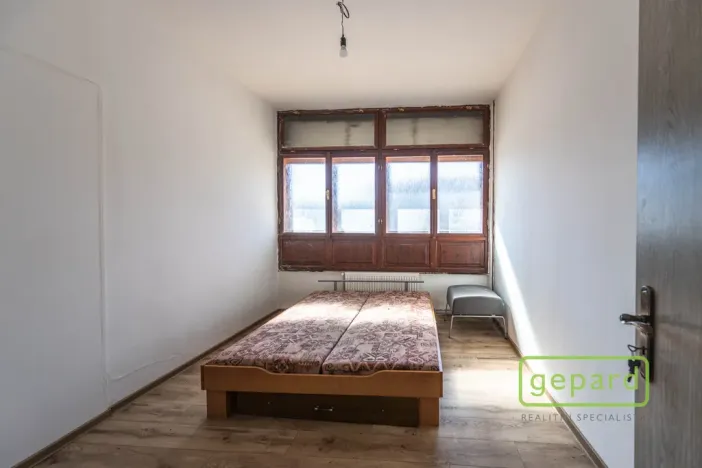 Prodej restaurace, Středokluky, Školská, 568 m2