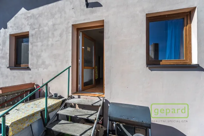 Prodej restaurace, Středokluky, Školská, 568 m2