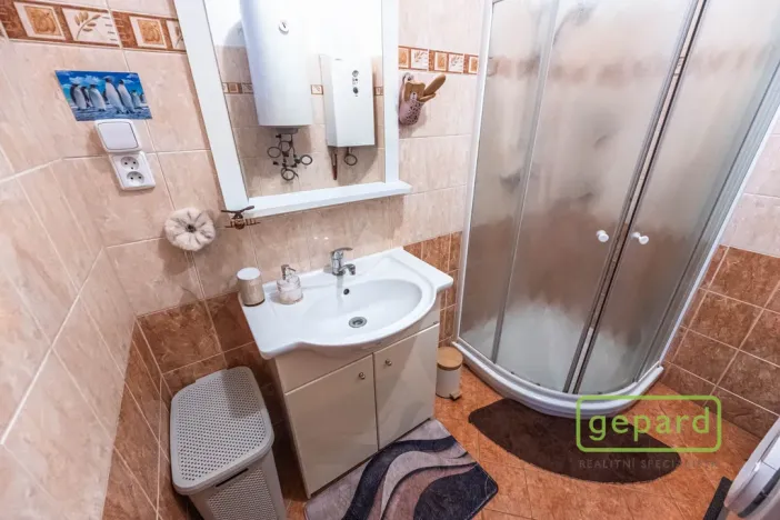 Prodej restaurace, Středokluky, Školská, 568 m2