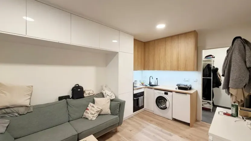 Pronájem bytu 1+kk, Praha - Strašnice, Strančická, 31 m2