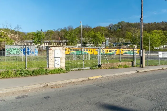 Pronájem komerčního pozemku, Praha - Braník, 542 m2