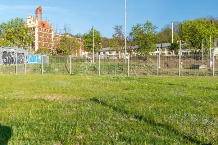 Pronájem komerčního pozemku, Praha - Braník, 542 m2