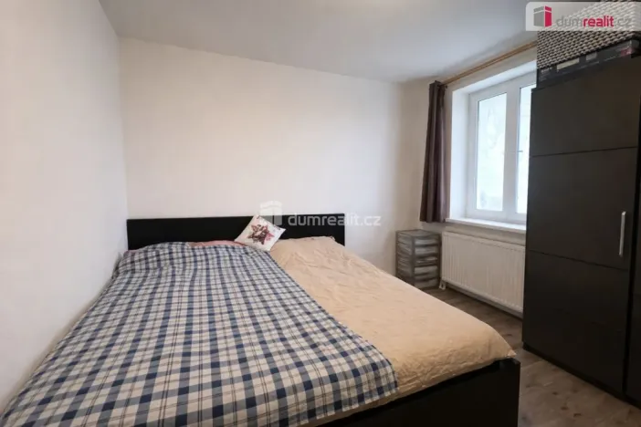 Pronájem bytu 3+kk, Praha - Kobylisy, Zenklova, 70 m2