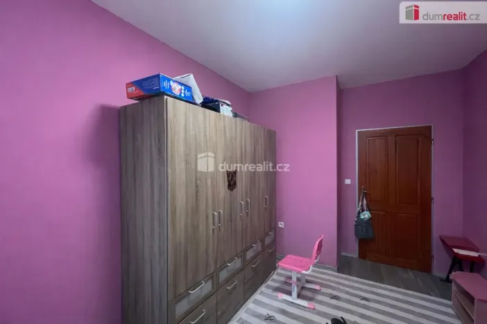 Pronájem bytu 3+kk, Praha - Kobylisy, Zenklova, 70 m2
