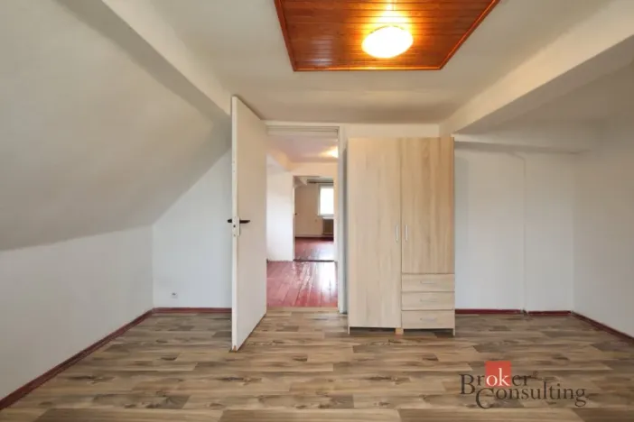 Prodej rodinného domu, Karlovice - Sedmihorky, 175 m2