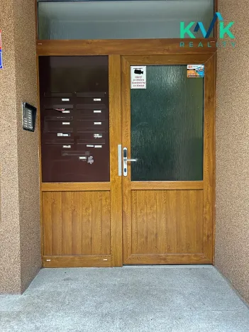 Prodej bytu 1+kk, Karlovy Vary, Fibichova, 19 m2