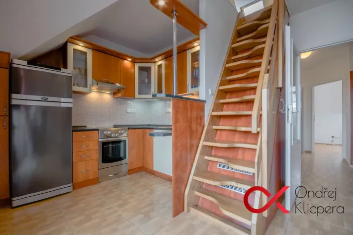 Pronájem bytu 4+kk, Praha - Újezd nad Lesy, Žiželická, 88 m2