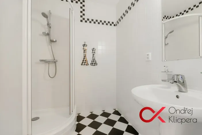 Pronájem bytu 4+kk, Praha - Újezd nad Lesy, Žiželická, 88 m2