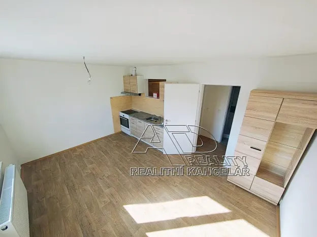 Pronájem bytu 2+kk, České Budějovice, Suchovrbenské nám., 44 m2