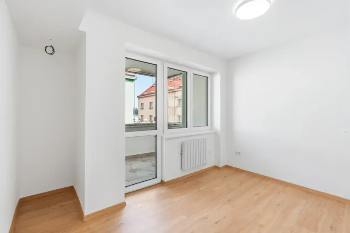 Prodej bytu 3+kk, Praha - Vysočany, Novovysočanská, 73 m2