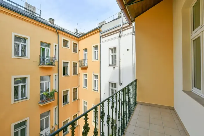 Pronájem bytu 4+kk, Praha - Karlín, Křižíkova, 107 m2