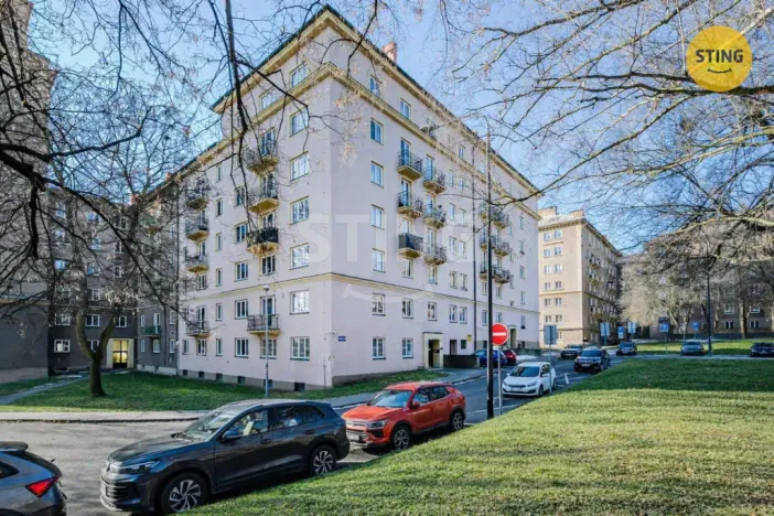 Prodej bytu 3+kk, Ostrava, Komenského, 64 m2