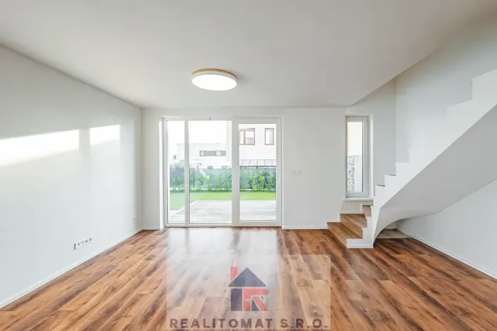 Prodej bytu 4+kk, Horoušany, Rubínová, 92 m2