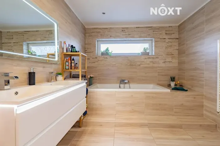 Prodej rodinného domu, Kaplice, 216 m2