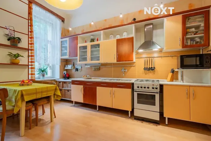 Prodej bytu 3+1, Karlovy Vary, I. P. Pavlova, 95 m2