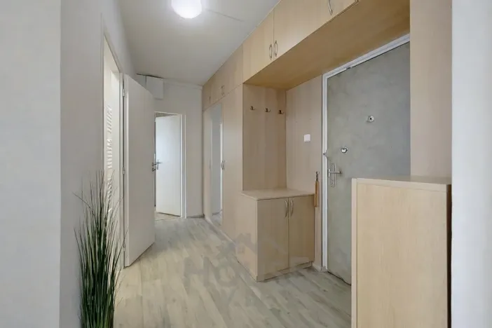 Prodej bytu 2+1, Praha - Hostivař, Horolezecká, 52 m2