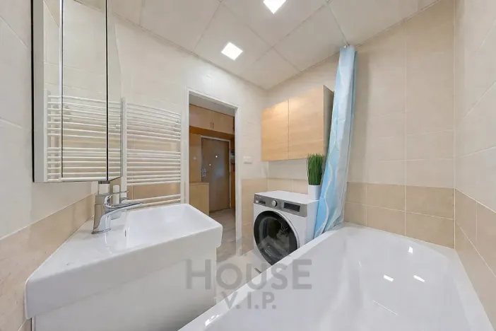 Prodej bytu 2+1, Praha - Hostivař, Horolezecká, 52 m2