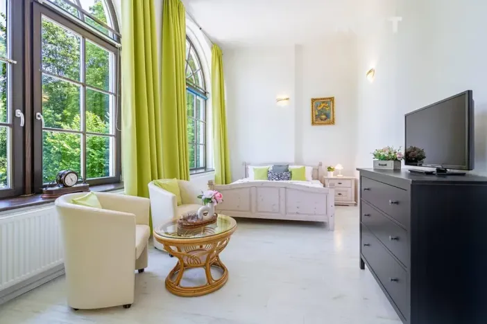 Prodej obchodního prostoru, Český Krumlov, Chvalšinská, 522 m2