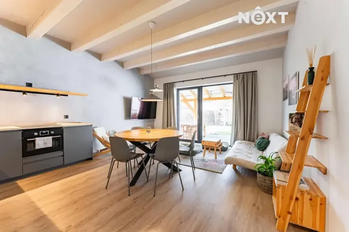 Prodej apartmánu, Staré Město, Sportovní, 197 m2