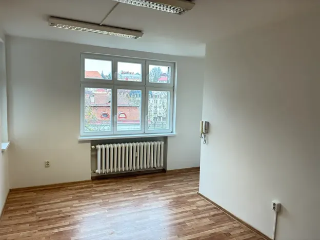 Pronájem bytu 1+kk, Karlovy Vary, T. G. Masaryka, 27 m2