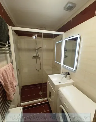 Pronájem bytu 2+kk, Praha - Kobylisy, Frýdlantská, 51 m2