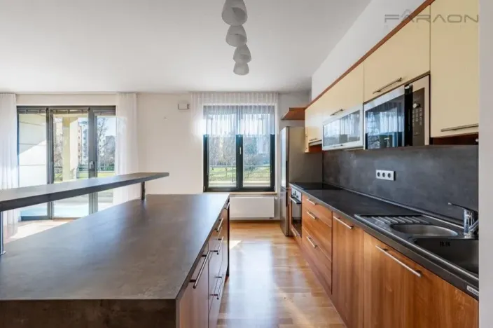 Pronájem bytu 3+kk, Praha - Břevnov, Radimova, 118 m2